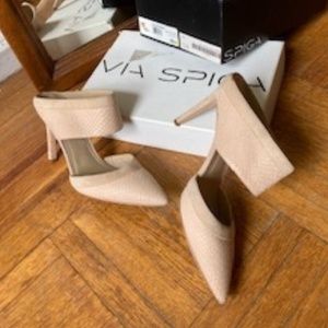 Via Spiga Cream-suede slipon 4" heels stilettos Size USA 10M EUR 41.5